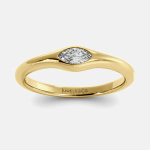 The Crest Wave Ring with marquise lab-grown diamond