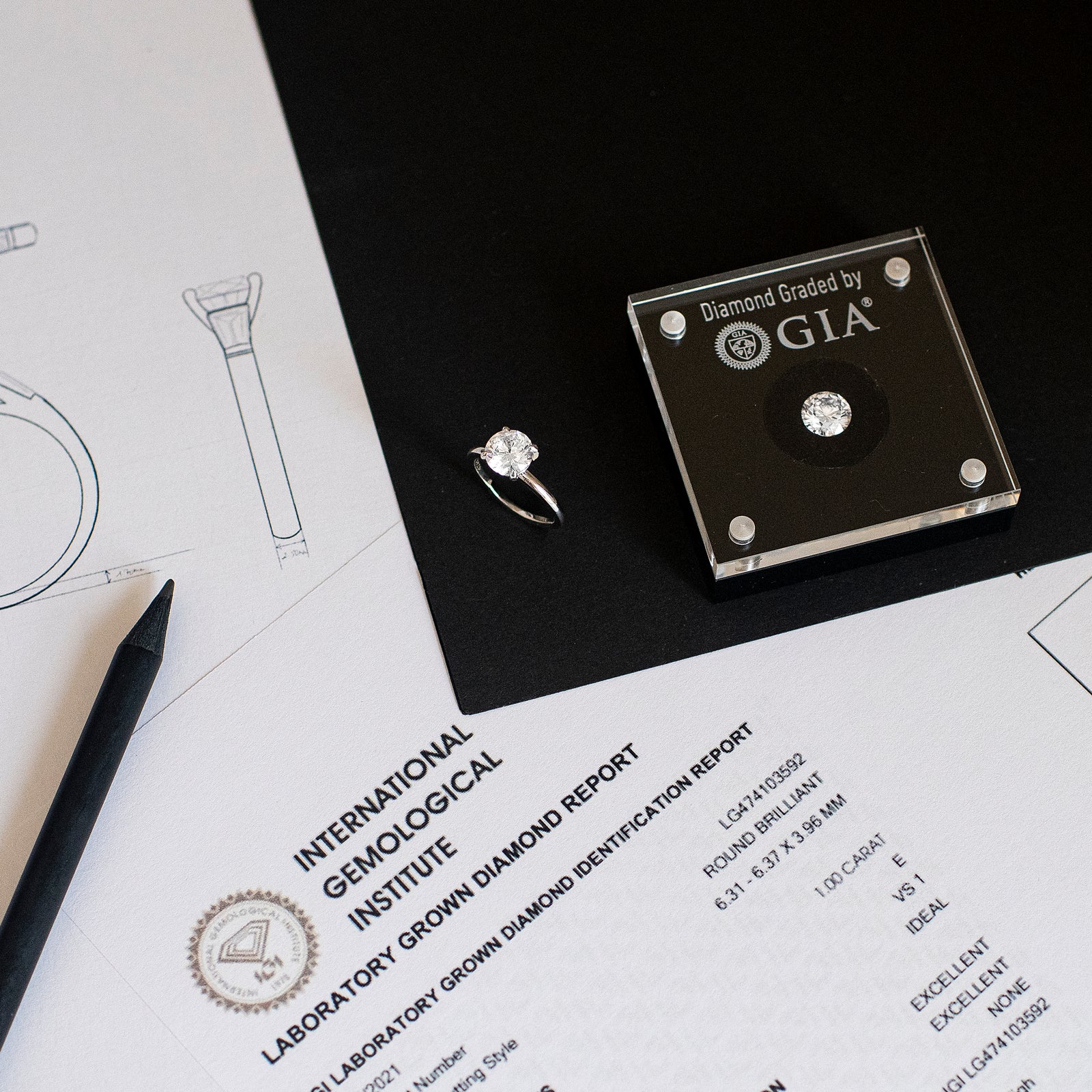 Lab-Grown Diamonds vs. Mined Diamonds: What's the Difference?