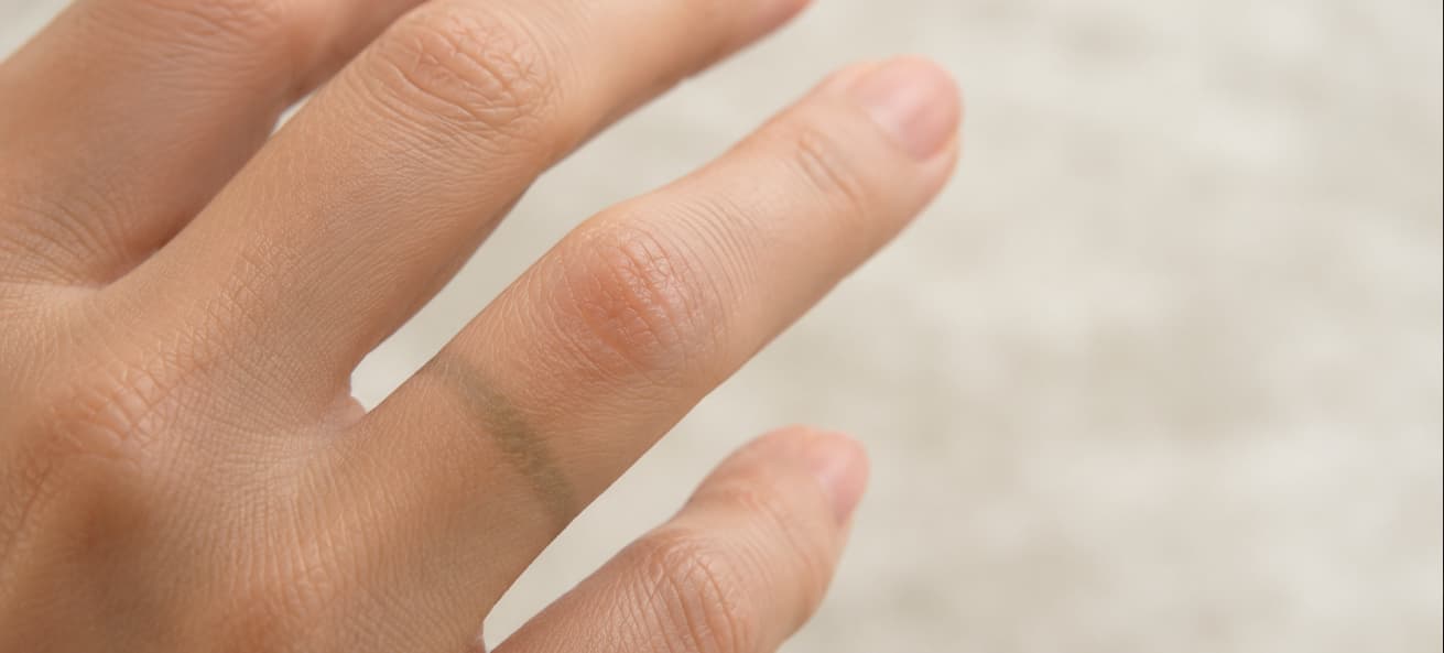 Does 14k Gold Tarnish? Solid Gold vs. Plated, Explained