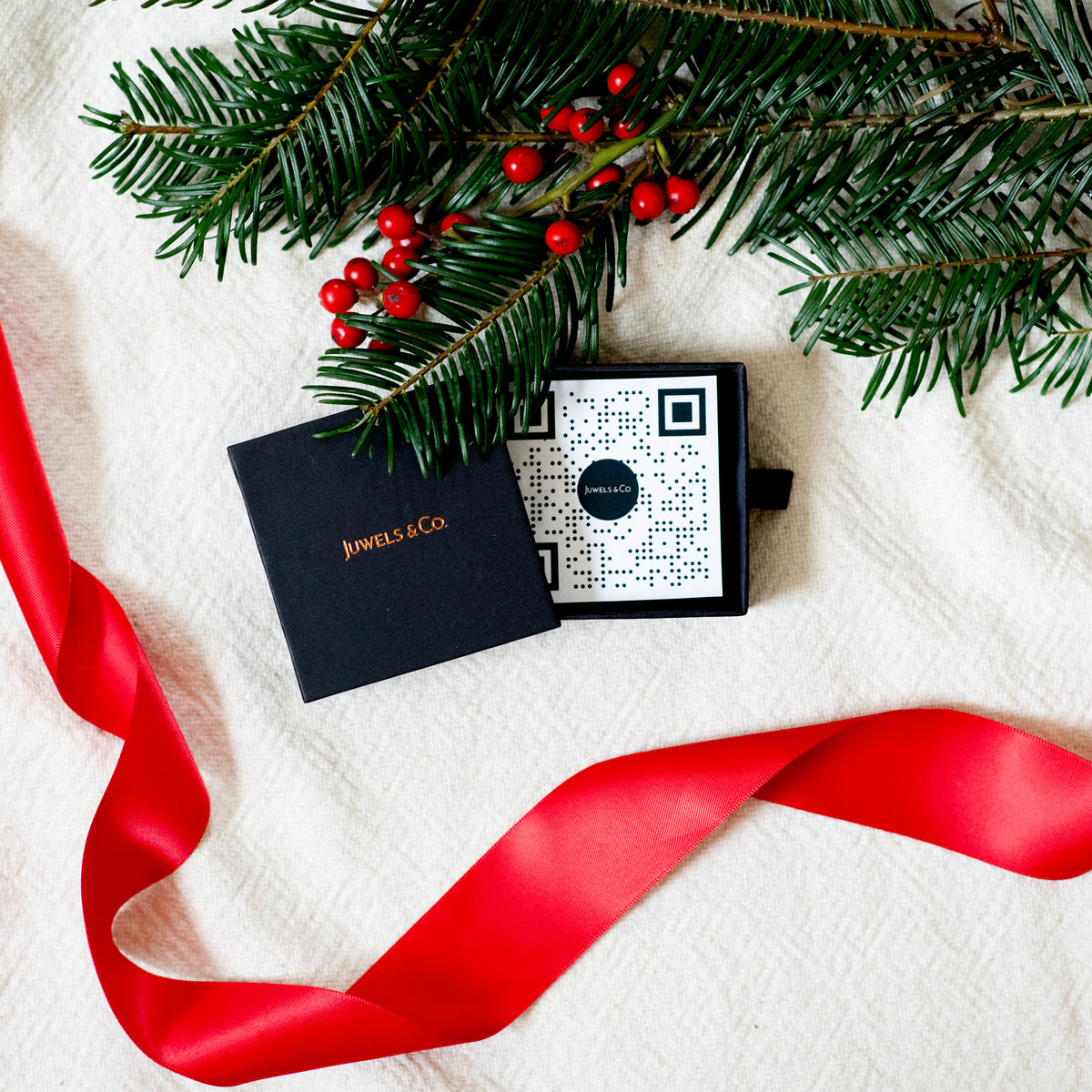 Unwrap Timeless Brilliance: The Juwels&amp;Co Diamond Jewelry Gift Card