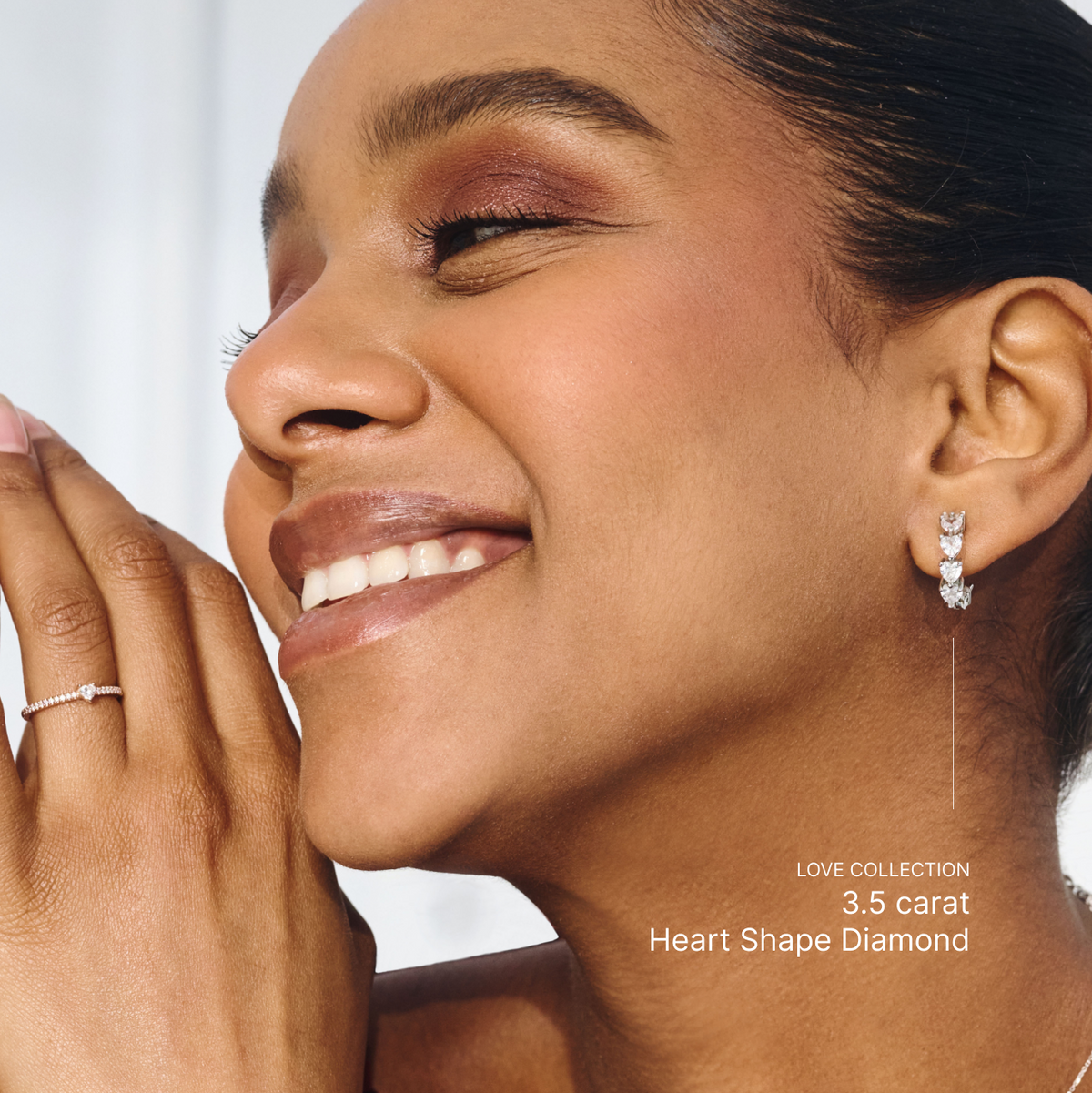 Nia Hoop Earrings