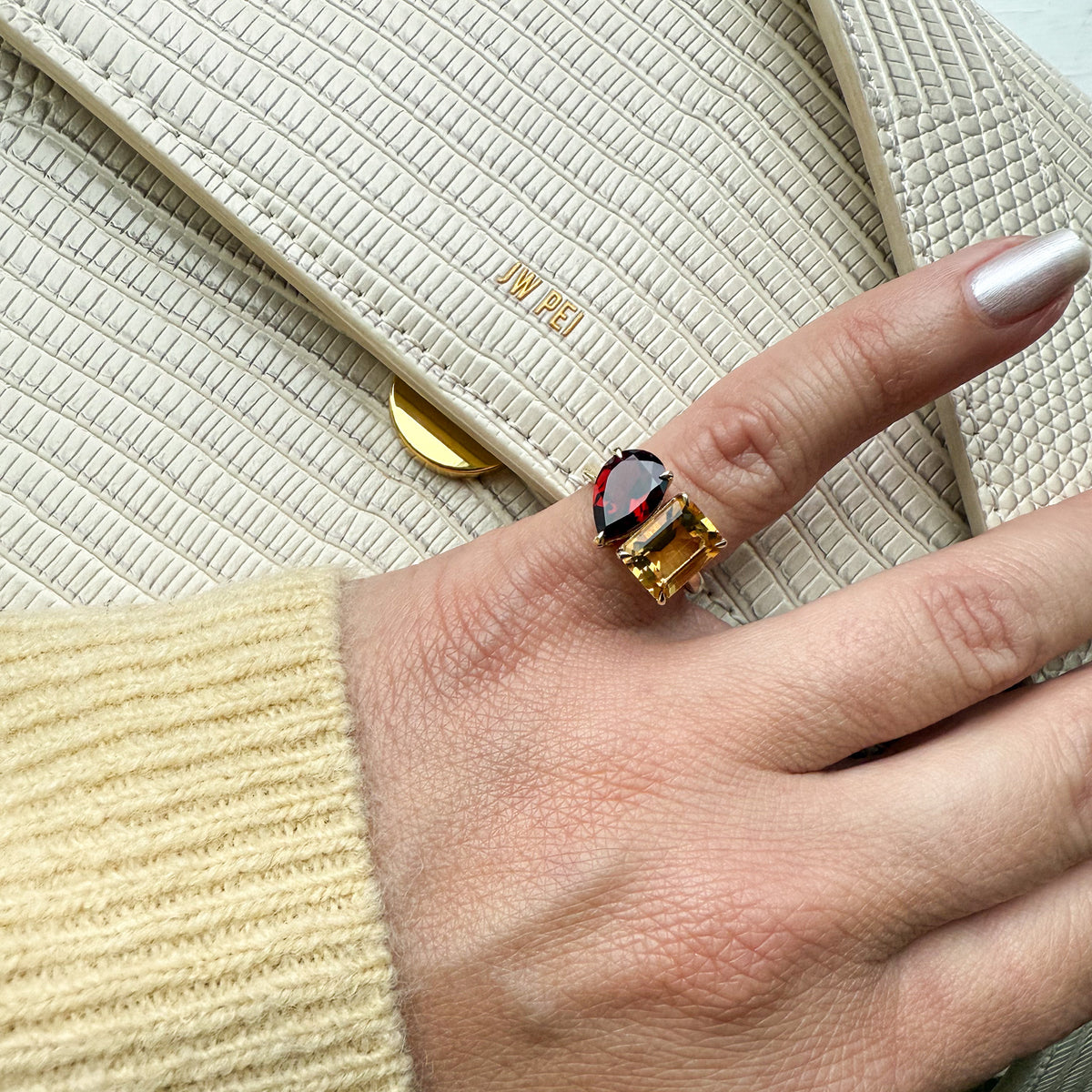 November Toi et Moi Ring