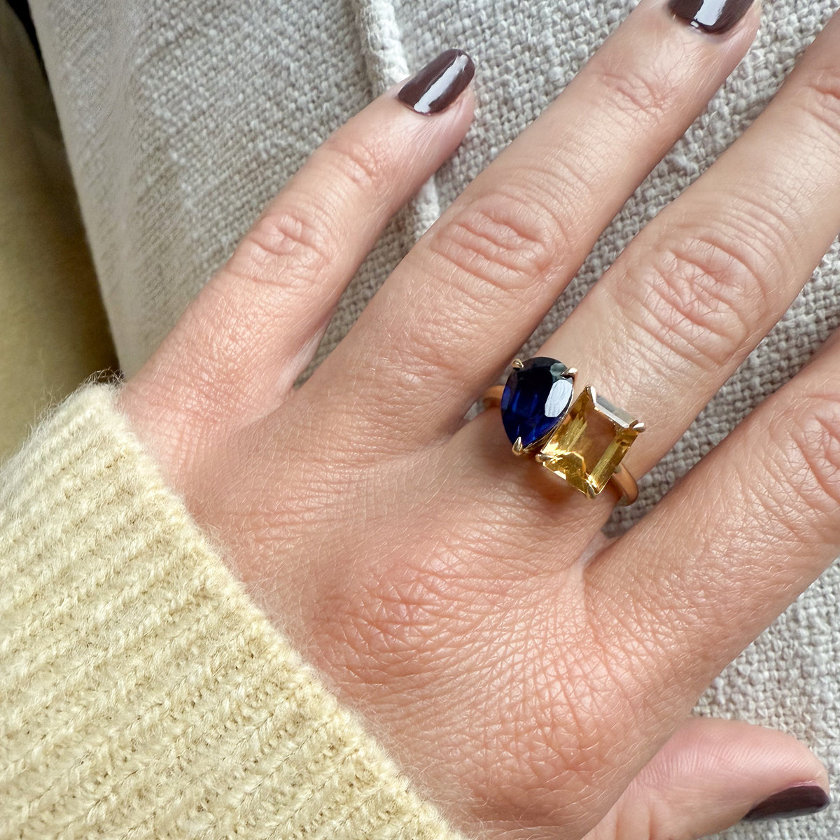 November Toi et Moi Ring