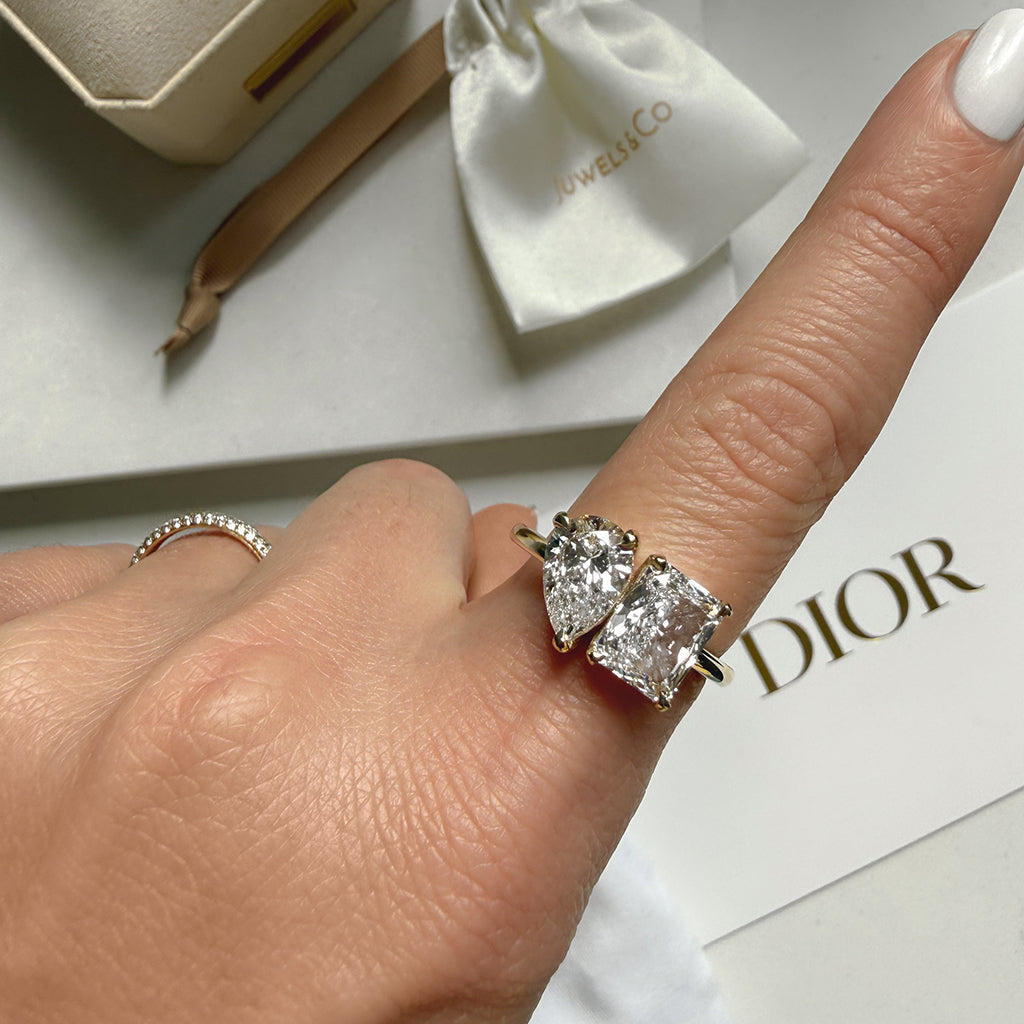April Toi et Moi Ring